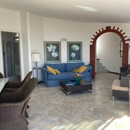 Panorama * 迪亚诺马里纳